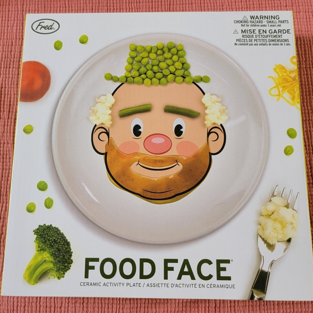 NIB Fred Food Face Plate   Fred Plays   With His Food  Plate 8.5 inches